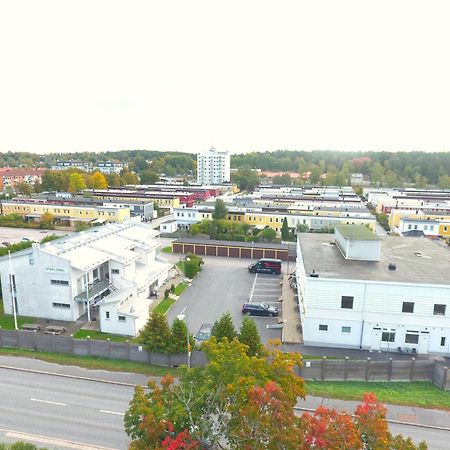 Staylong Hotell Täby Extérieur photo