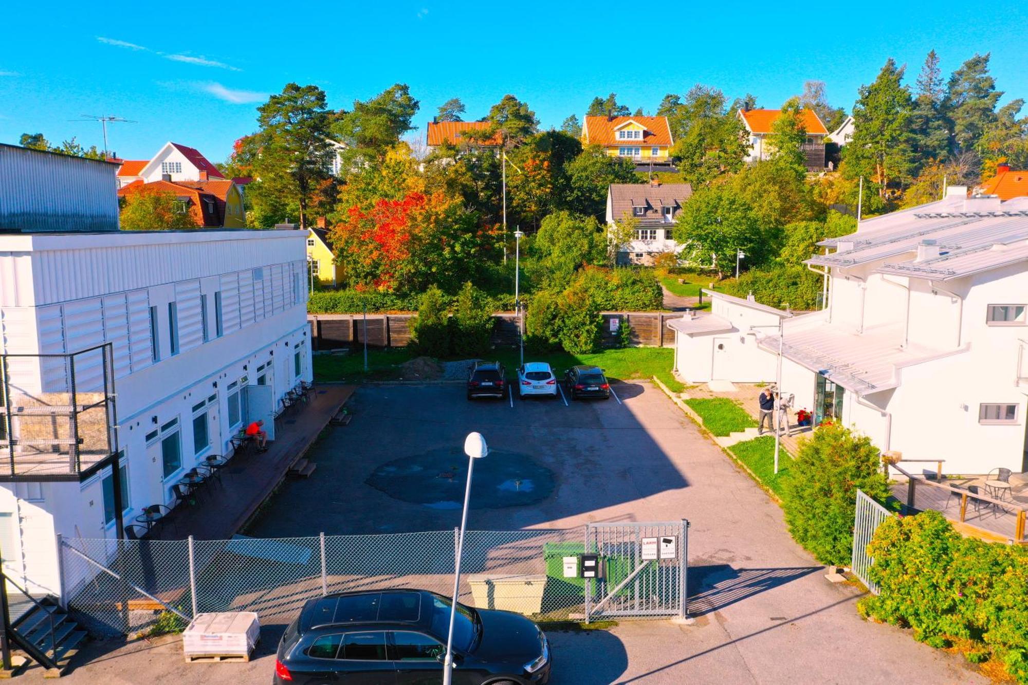 Staylong Hotell Täby Extérieur photo