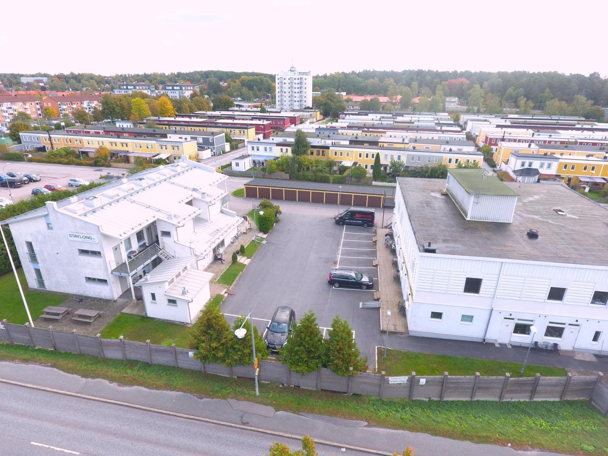 Staylong Hotell Täby Extérieur photo